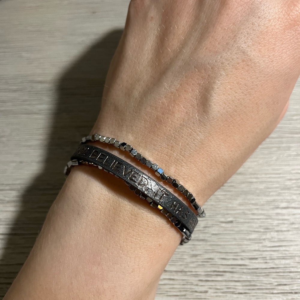 Good Works Magnetic Closure bracelet